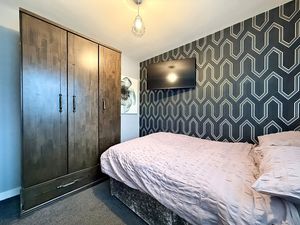 Photo 15- click for photo gallery